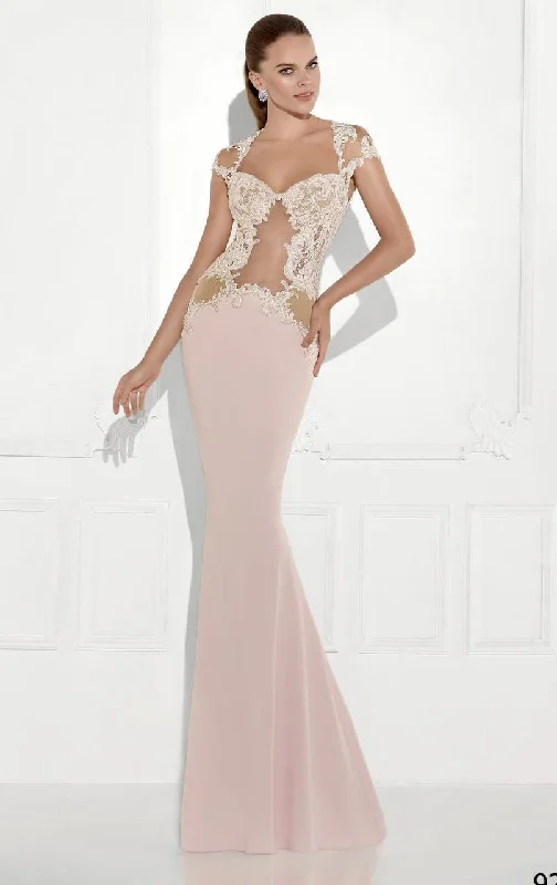 Relaxed Tops Tarik Ediz 92764 Beaded Lace Illusion Cutout Trumpet Gown - 1 Pc. Mint in size 8 Available Relaxed Tops Tarik Ediz 92764 Beaded Lace Illusion Cutout Trumpet Gown - 1 Pc. Mint in size 8 Available