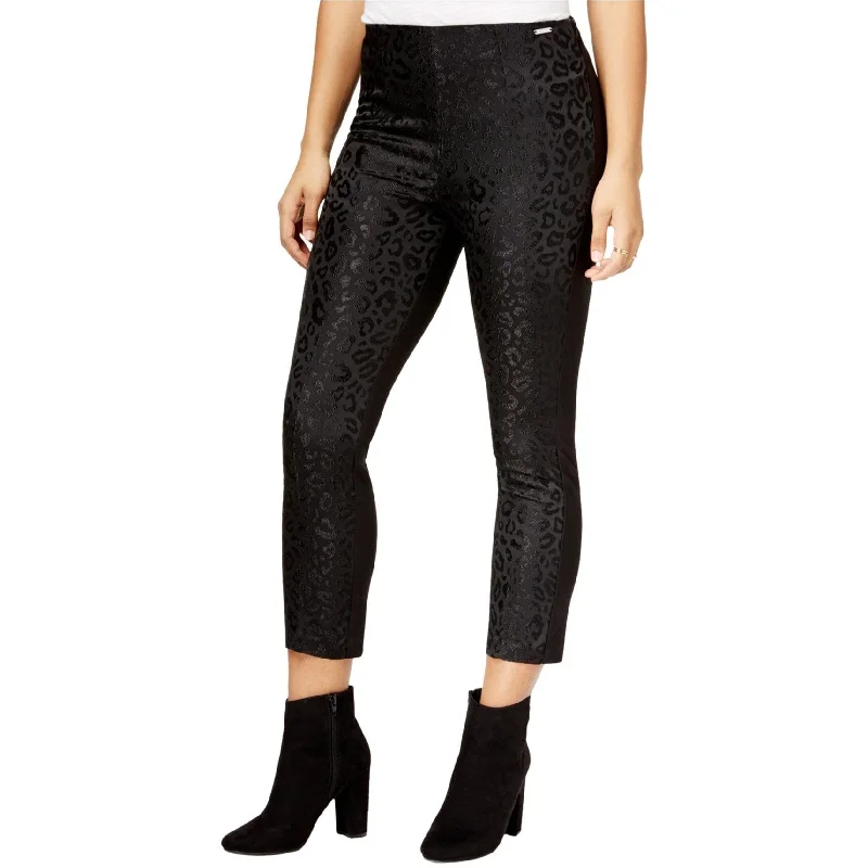 Effortless Dressing GUESS Womens Mariette Embossed-Front Casual Cropped Pants, Black, Small
