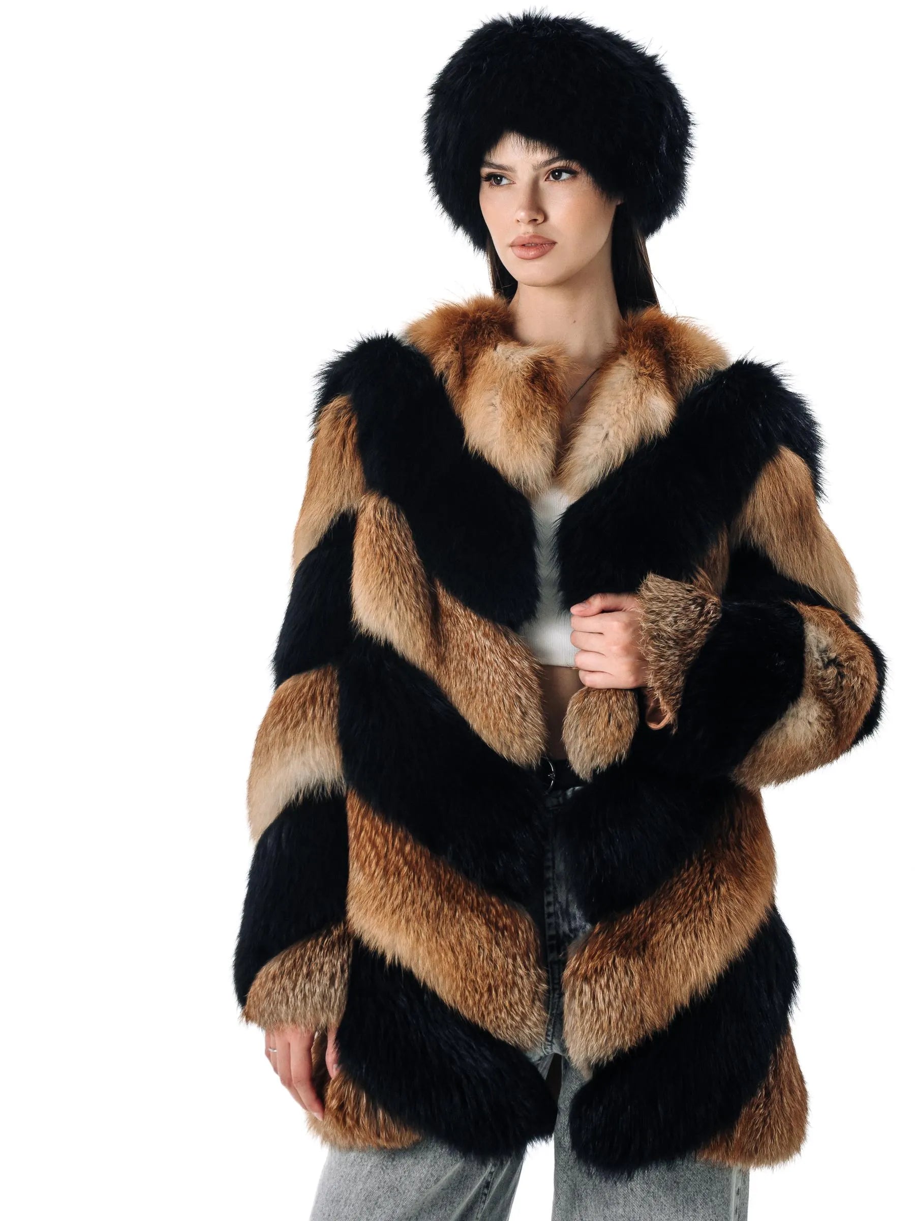 Relaxed Jackets Black and Red Fox Fur Coat