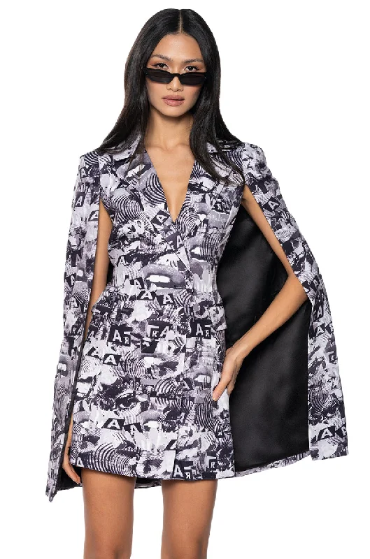 Everyday Outfits READ ALL ABOUT IT PRINTED BLAZER DRESS