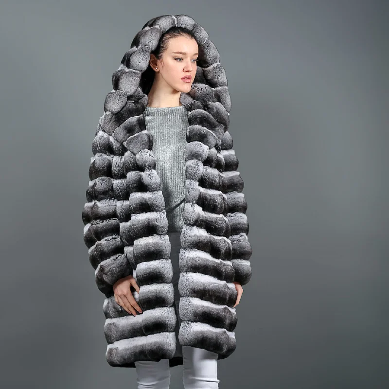 Cozy Lifestyle Chinchilla luxury Fur Coat with hood