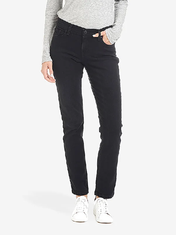 Easy Chic Slim Straight Allen Jeans