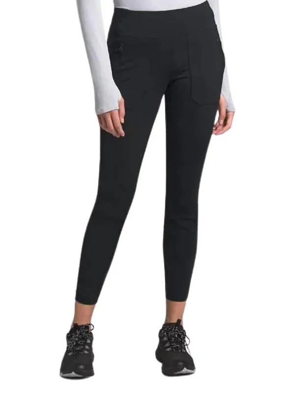 Casual Fit Wear Women's Paramount Tight Leggings In Tnf Black