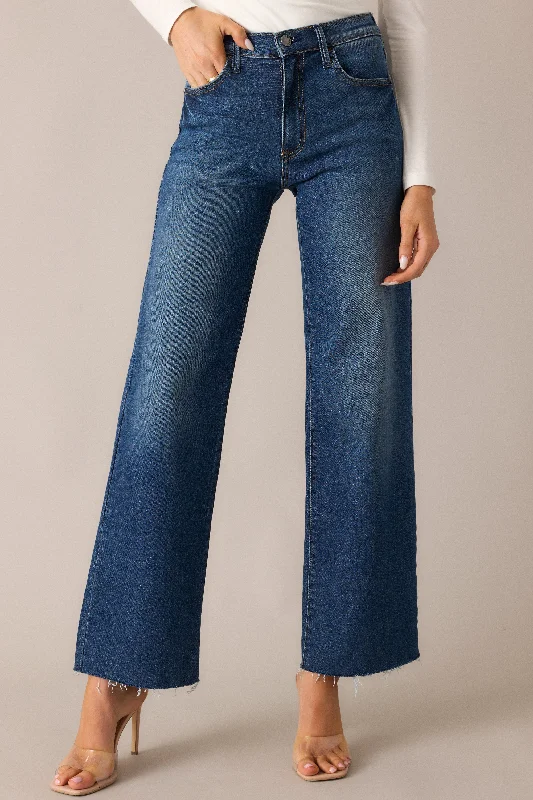 Relaxed Looks Always On Time Dark Wash Straight Leg Jeans