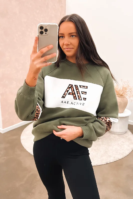 Easy Chic Jordan Panelled Crew Khaki