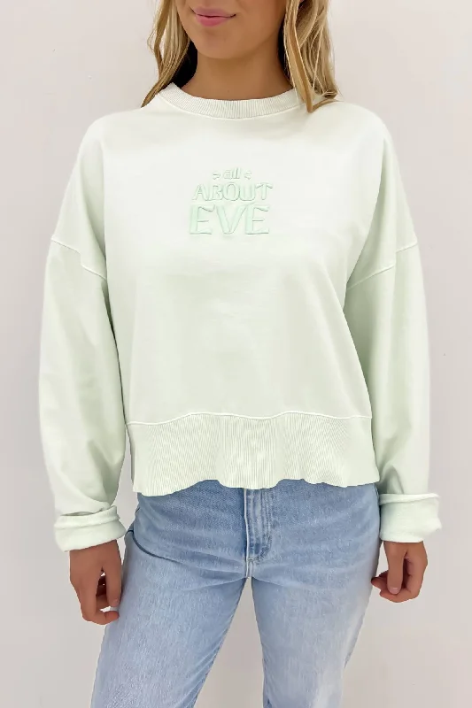 Relaxed Fashion Grounded Crew Sage