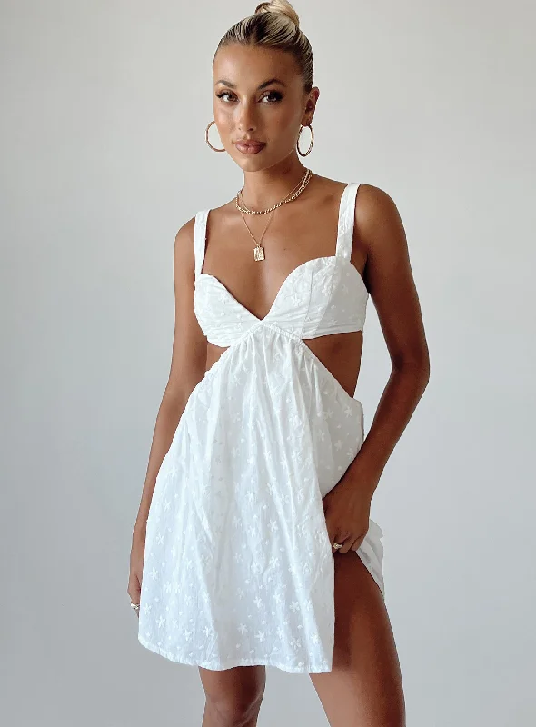 Comfortable Fitwear Khalia Mini Dress White Petite