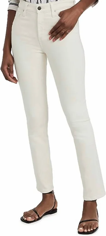 Comfortable Jackets Mari Straight Leg Jeans In White Cream