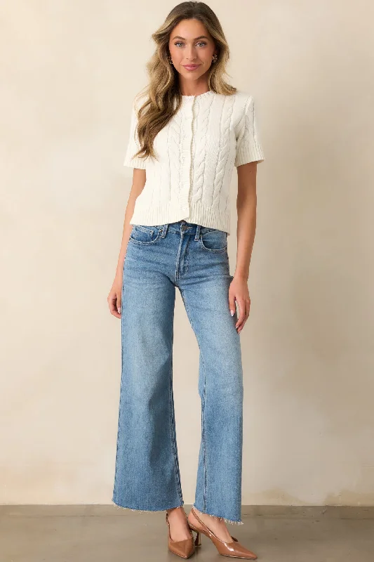 Light Comfort In The Countryside Medium Wash Straight Leg Jeans