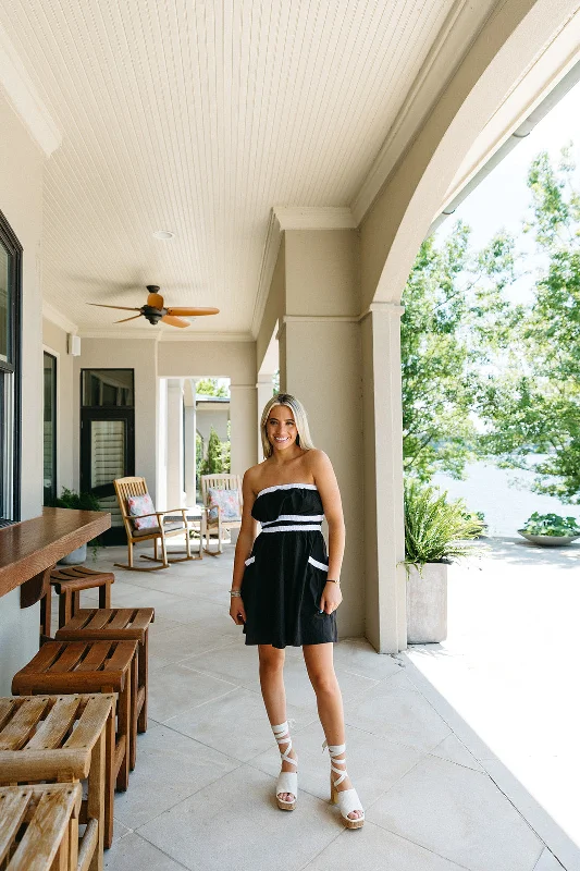 Elegant Fit Danica Mini Dress - Black/White