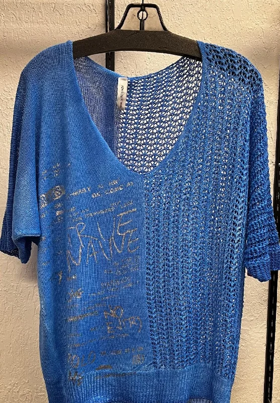 Simple Chic Open Knit Sweater With Silver Writing