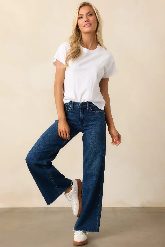 Breathable Style In The Countryside Dark Wash Straight Leg Jeans