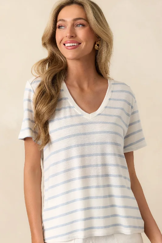Comfortable Sweaters Comfort Zone Light Blue Stripe Short Sleeve V-Neck Tee
