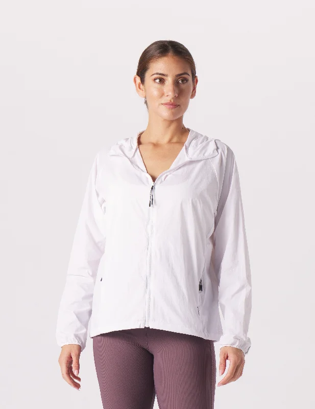 All-Day Outfits Trek Windbreaker: White