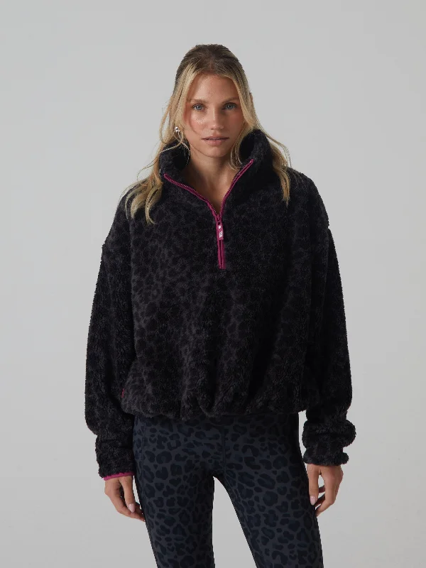 Comfortable Tops Penny Fleece Half Zip Leopard Print