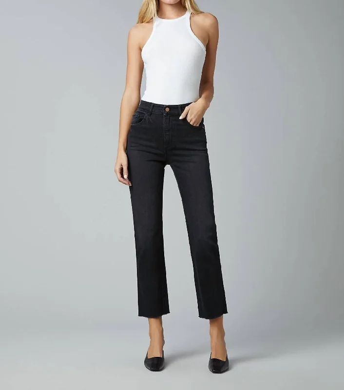 Comfortable Sweaters Patti Straight Corvus In Black