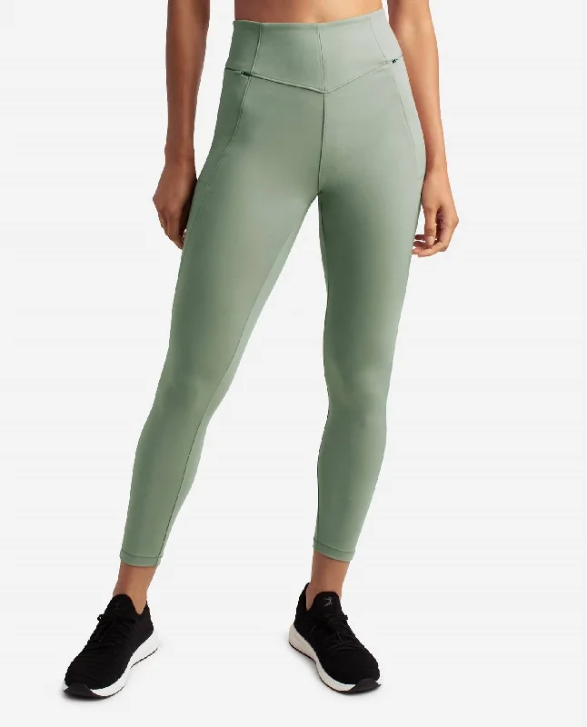 Cozy Fitting Eclipse 7/8 Legging In Agave Green