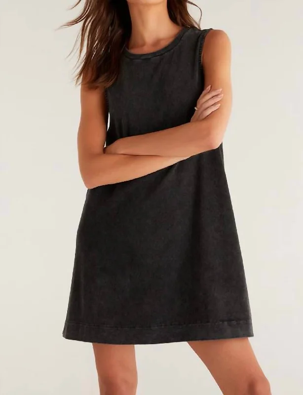 Breathable Style Sloane Dress In Black