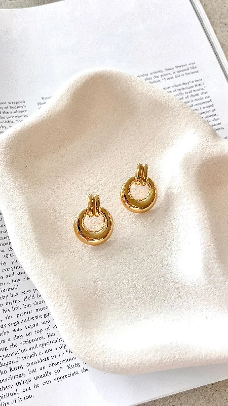 Simple Chic Paloma Earrings - Gold